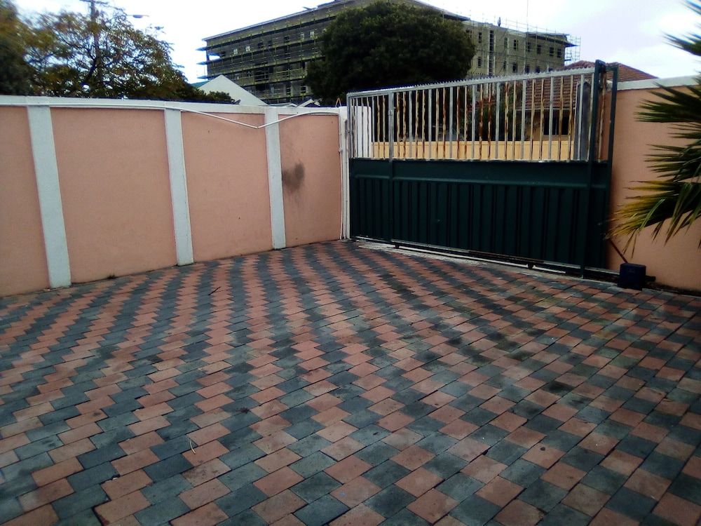 undefined Albrine lodge 2