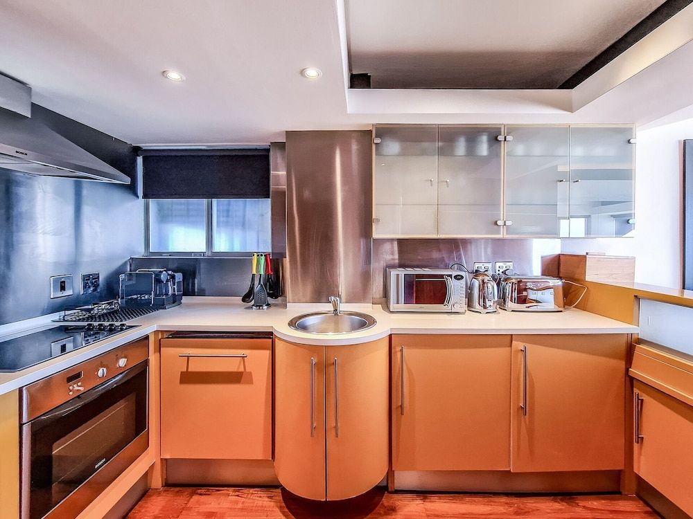 undefined Clifton YOLO Spaces – Clifton Beachfront Executive