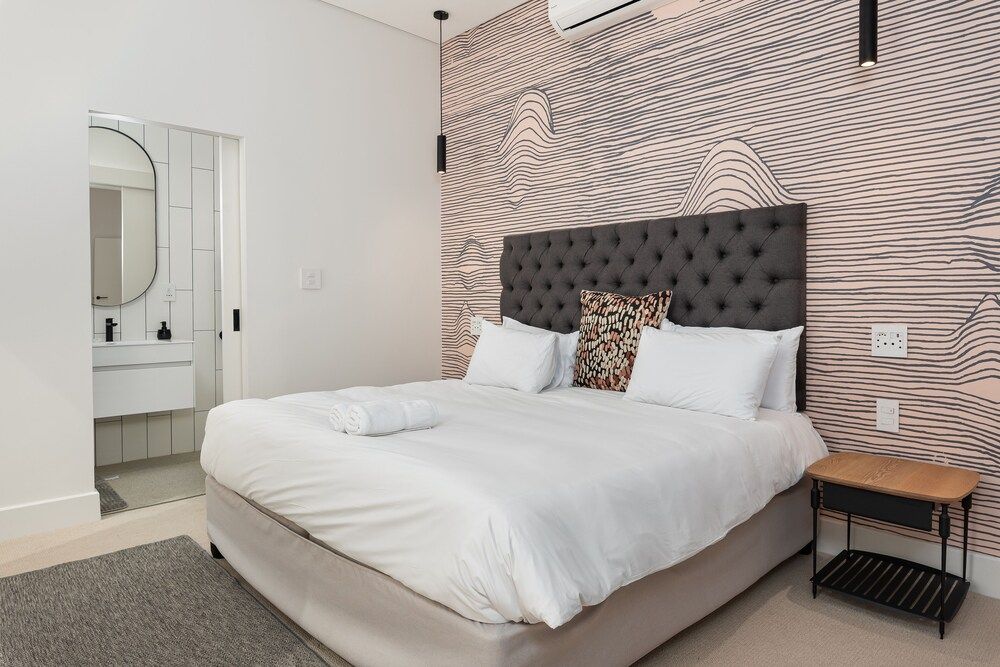 undefined Modern Apartment in De Waterkant | Private Rooftop 8