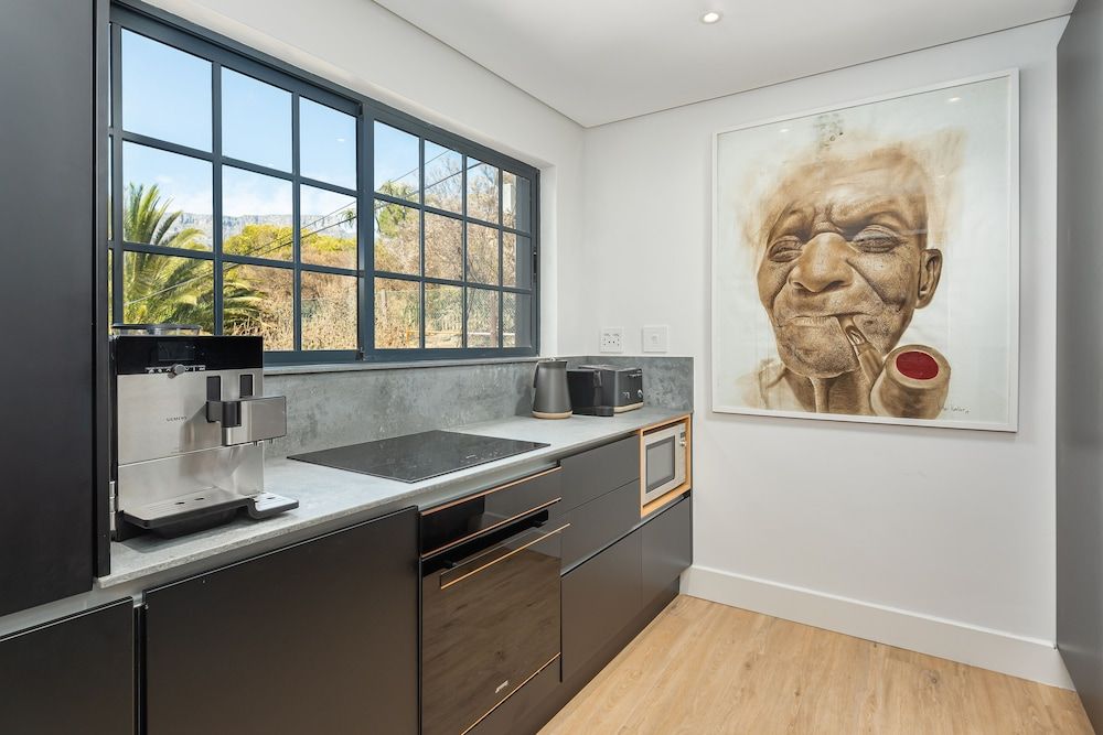 Modern Apartment in De Waterkant | Private Rooftop Standard Apartment 14