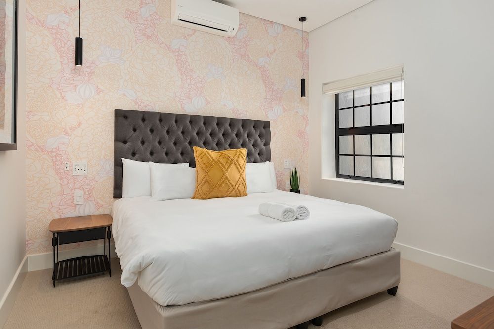 undefined Modern Apartment in De Waterkant | Private Rooftop 2