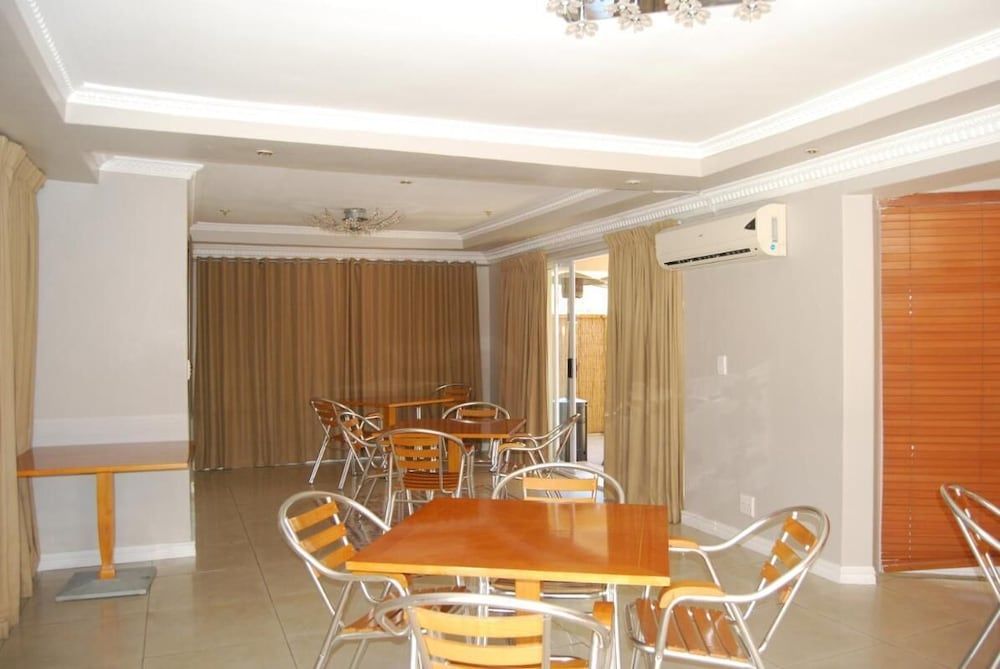 undefined Savoy Lodge - Budget Standard Double Room 3