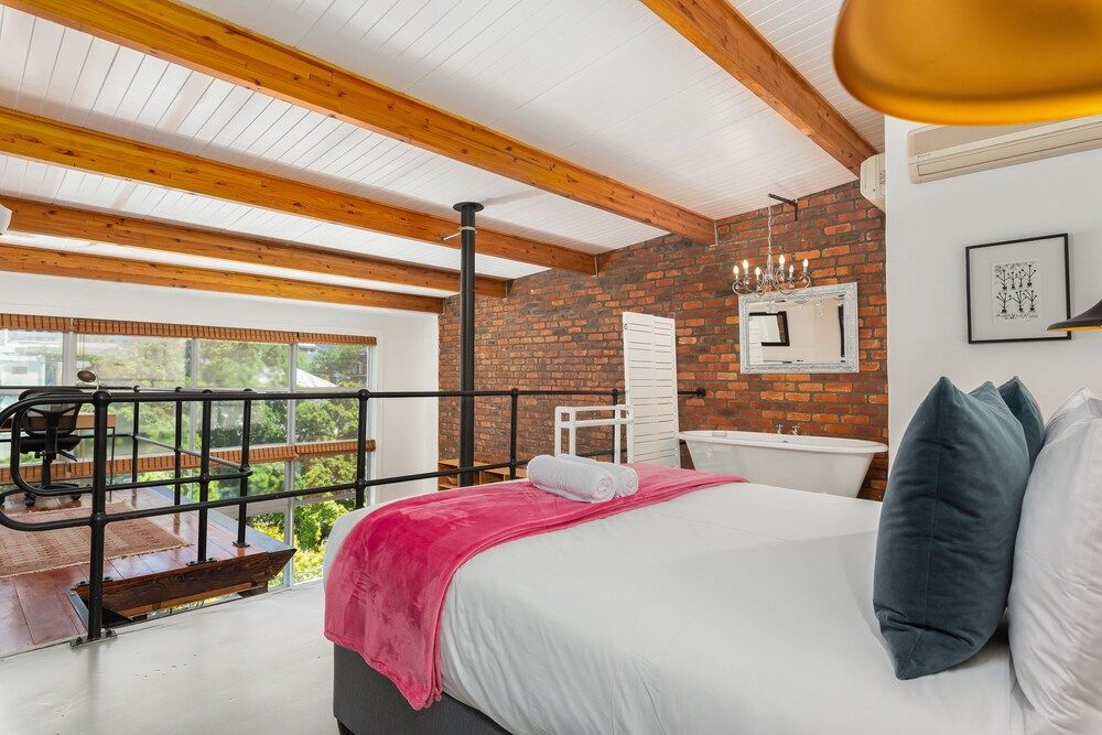 undefined Westside Studios 311 5