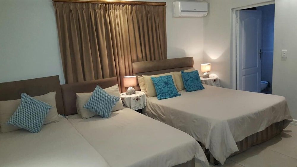 undefined Savoy Lodge With Breakfast Included - Nice Budget Triple Room 2 9
