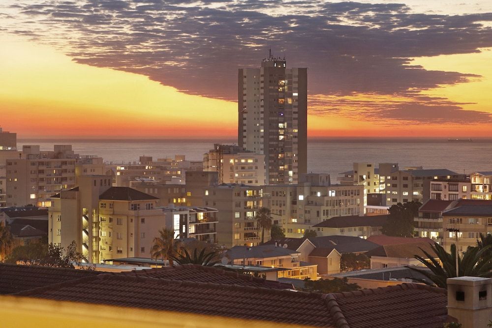 undefined Nedeburg 102 2