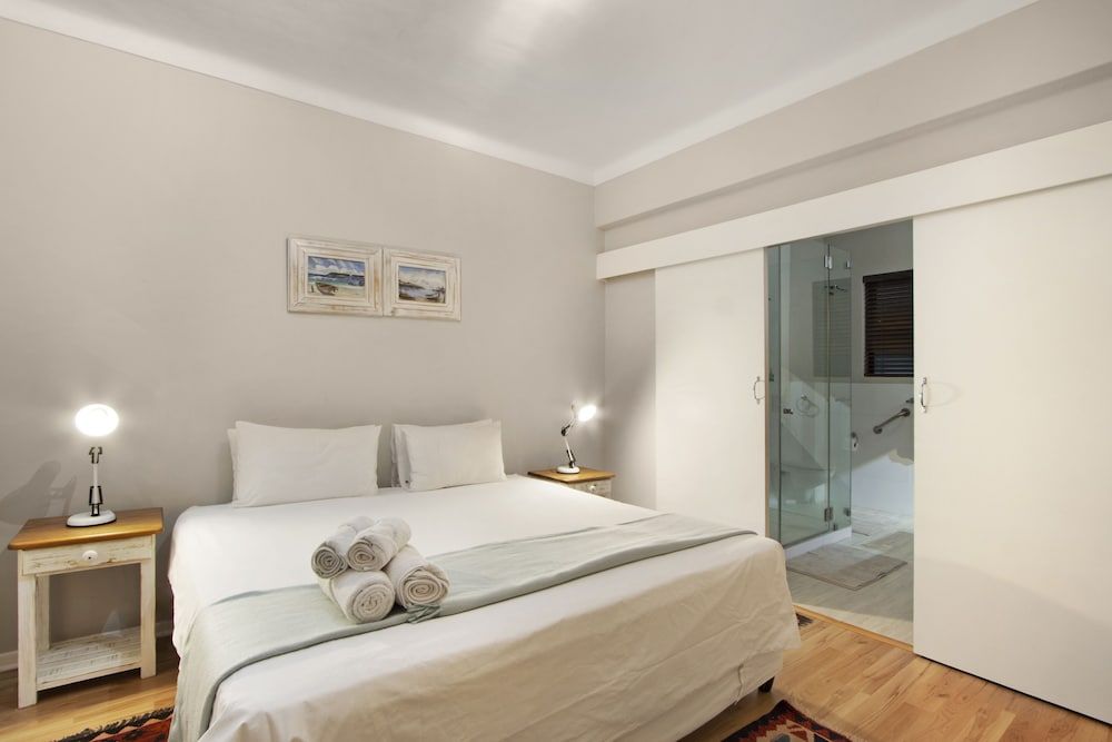 undefined Nedeburg 102 4