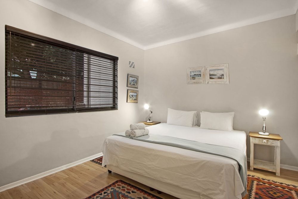 undefined Nedeburg 102 6