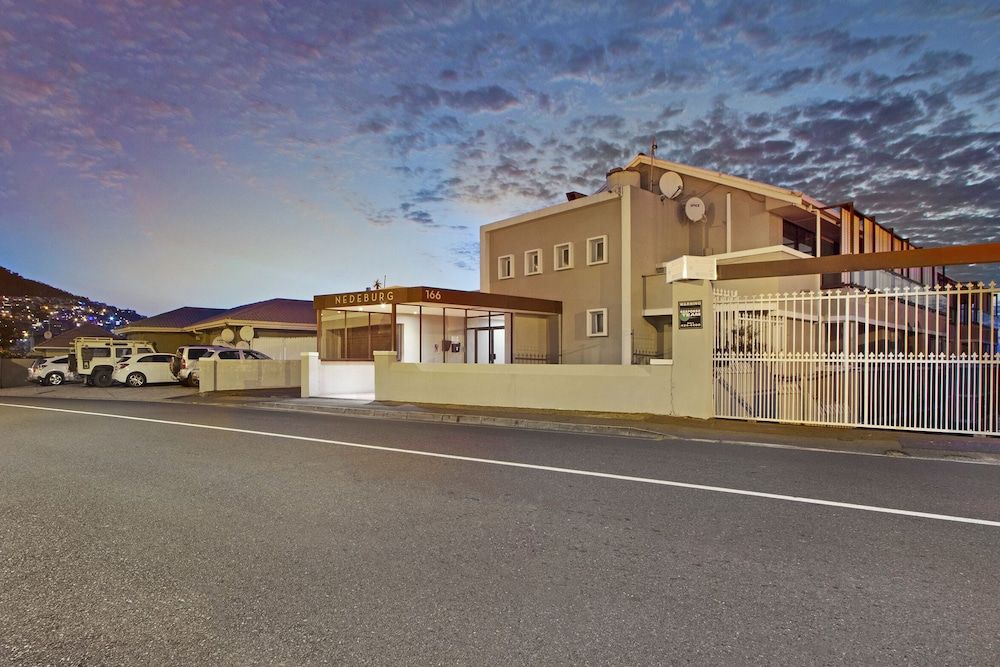 undefined Nedeburg 102