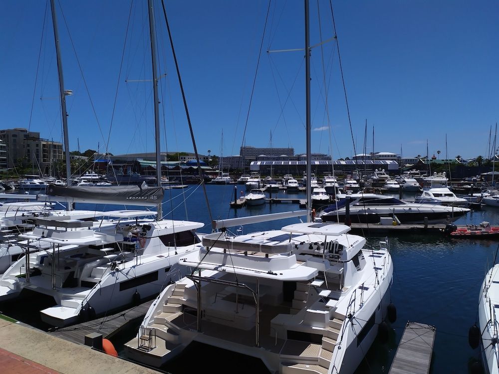 undefined Va Waterfront Marina Yacht Basin - 2 Bedrooms 4