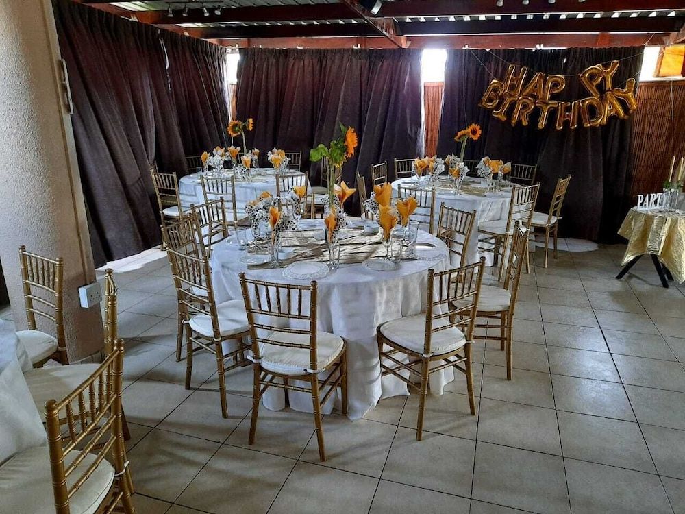 undefined Savoy Lodge With Breakfast Included - Budget Triple Room 5 8