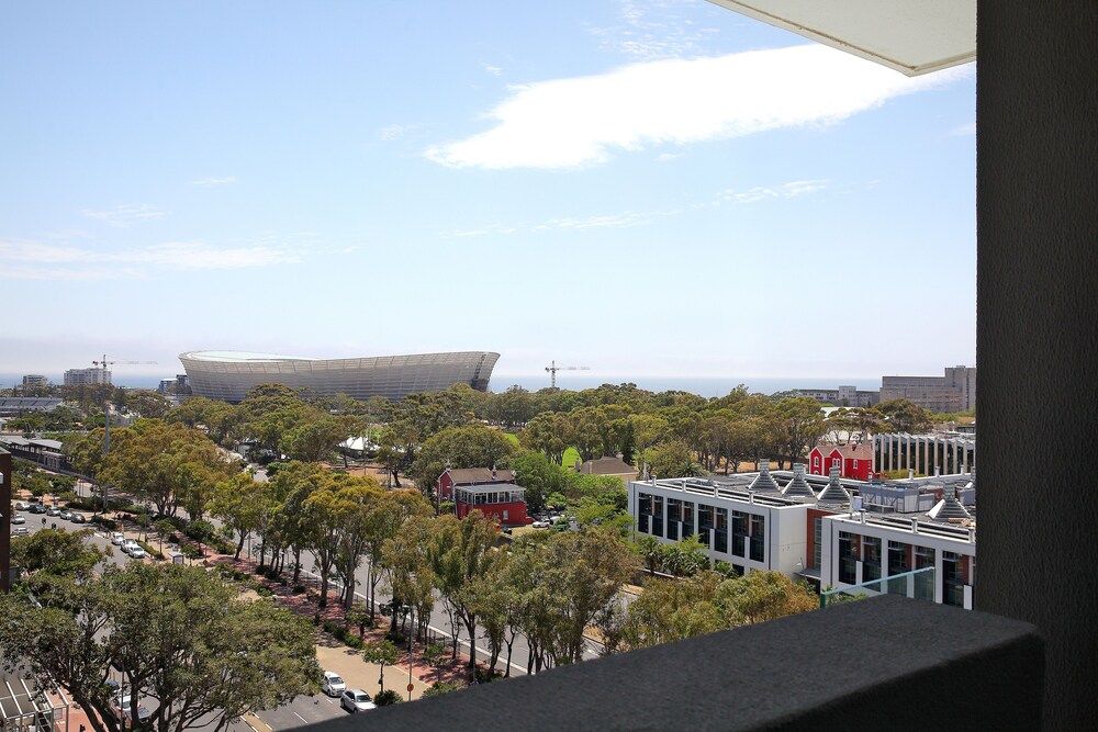 The Warwick 901 Luxury Apartment 29