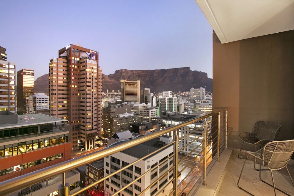 16 On Bree - Unit 2810 Apartment (1 Bedroom) 11