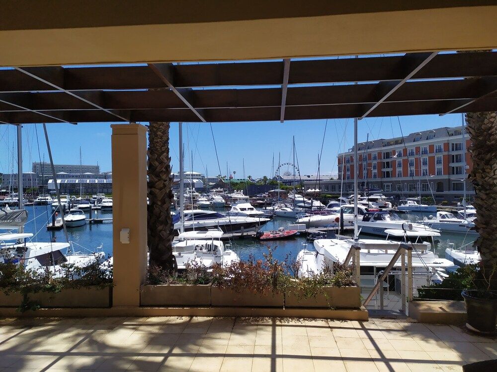 V&a Waterfront Marina Yacht Basin - 3 Bedrooms Apartment, 3 Bedrooms, Patio, Ocean View 17