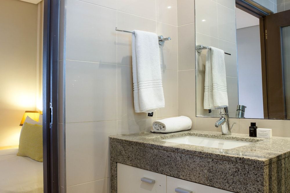 undefined De Waterkant Studio Apartment - Fully Furnished and Equipped 9