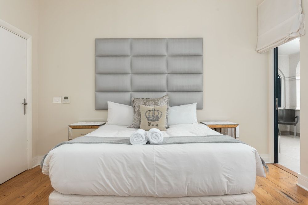 undefined Warwick Mansions 12 10