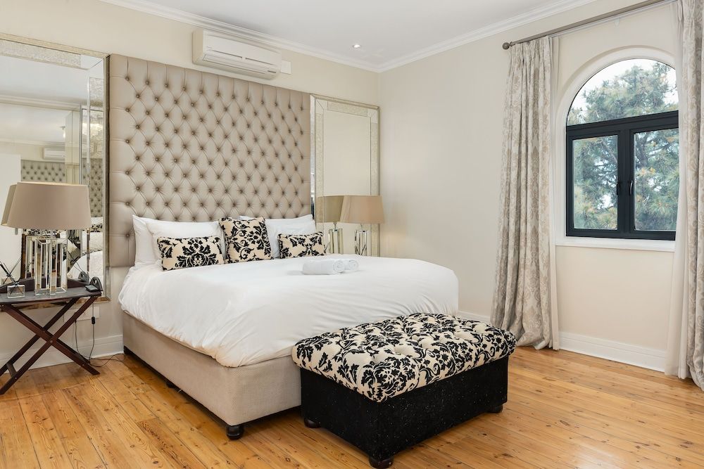 undefined Warwick Mansions 12 7