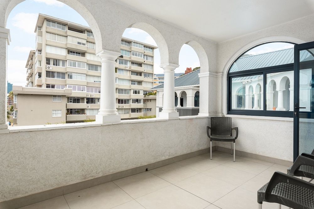 undefined Warwick Mansions 12 2