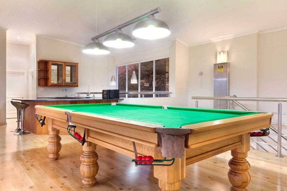 Blushing Bride House (4 Bedrooms) 15