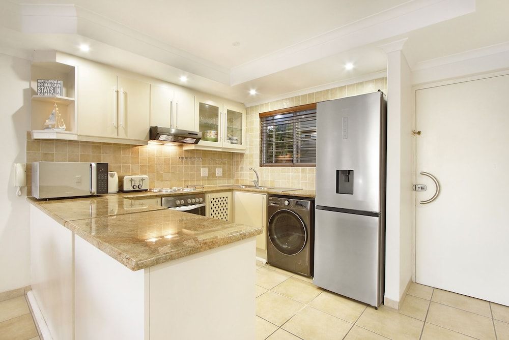 Ocean View 303 Apartment (2 Bedrooms) 9