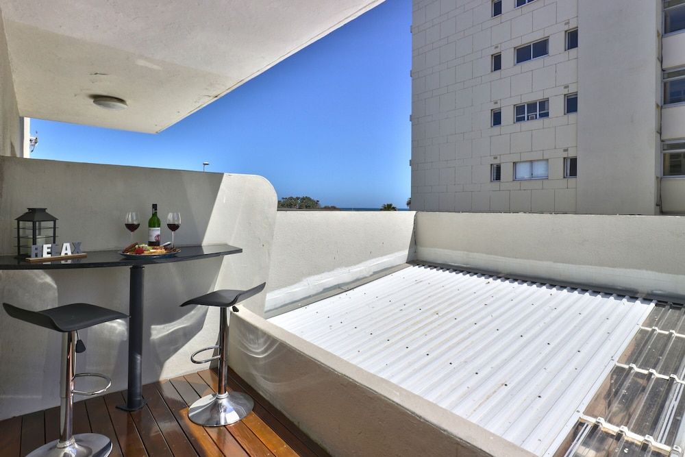 Bay Point Apartment on Beach Road Basic Double Room 5