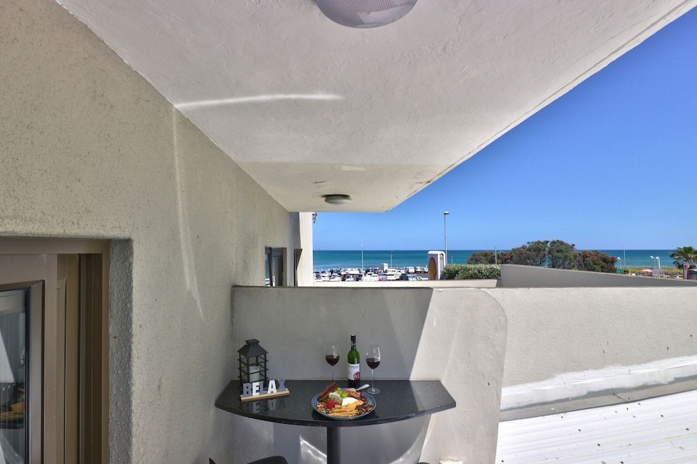 Bay Point Apartment on Beach Road Basic Double Room 6