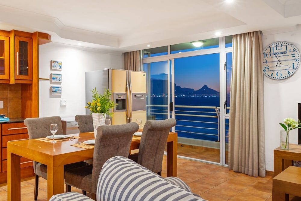 Ocean View 701 Apartment (2 Bedrooms) 21