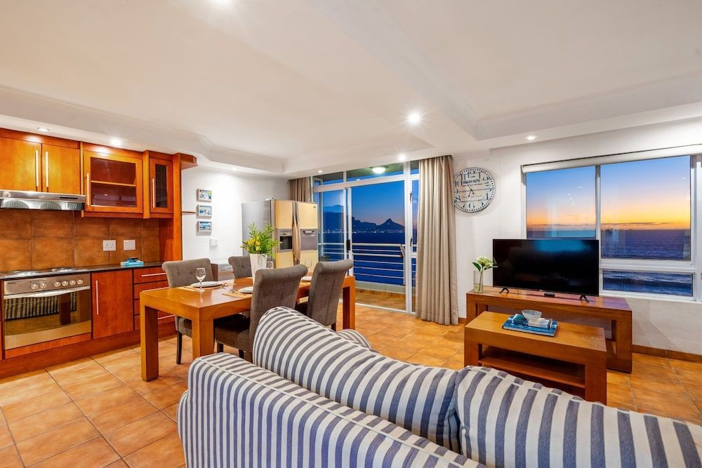 Ocean View 701 Apartment (2 Bedrooms) 20