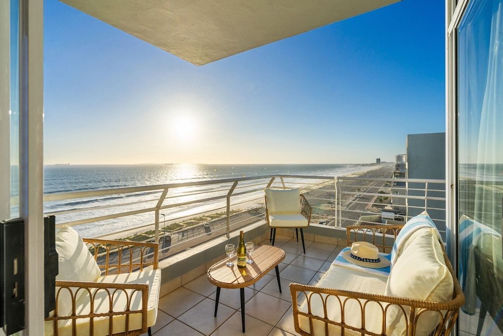 Ocean View 701 Apartment (2 Bedrooms) 9