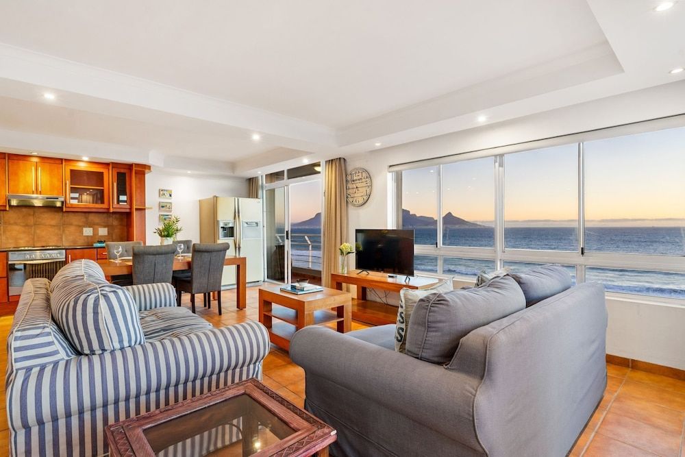 Ocean View 701 Apartment (2 Bedrooms) 17