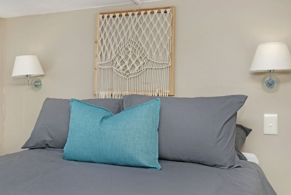 undefined Studio on Hope 5