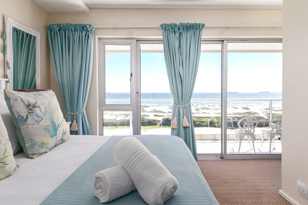 undefined Dolphin Beach C105 2