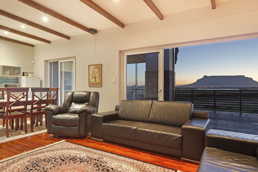 Thyme and Again Honeymoon House 23