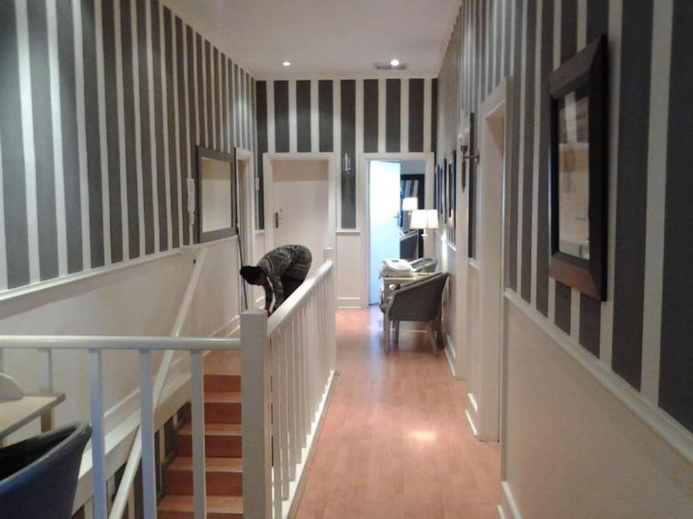 undefined Leeuwenzee Guesthouse - Court Yard With Self Catering 4