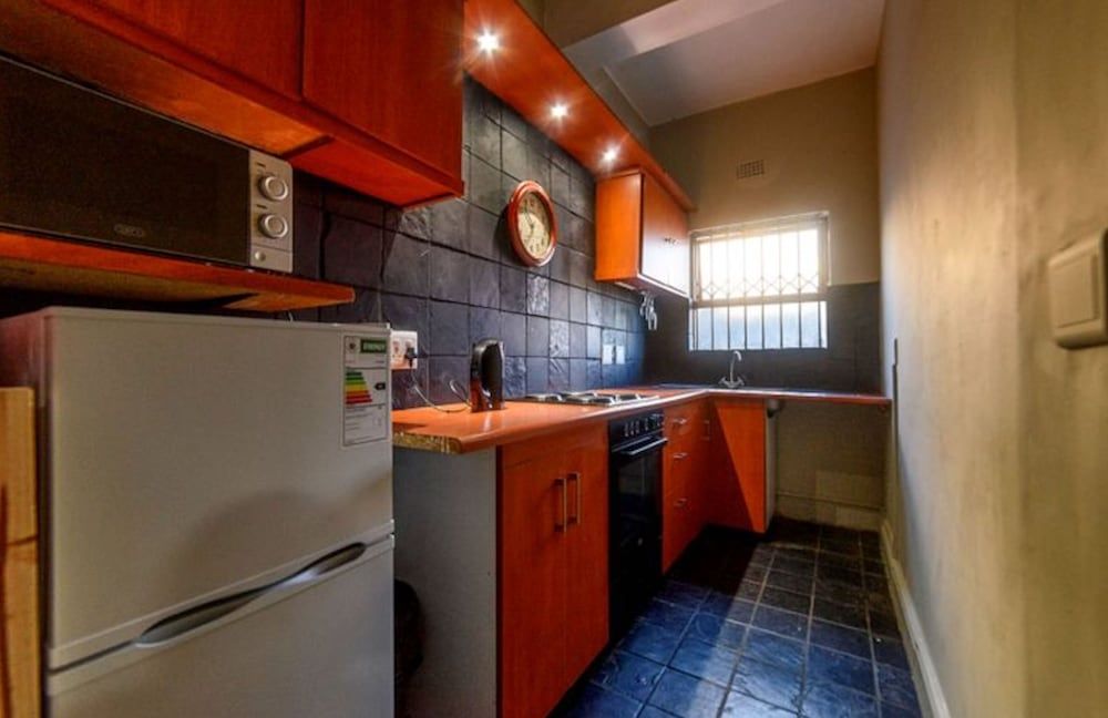 undefined Leeuwenzee Guesthouse - Court Yard With Self Catering 2