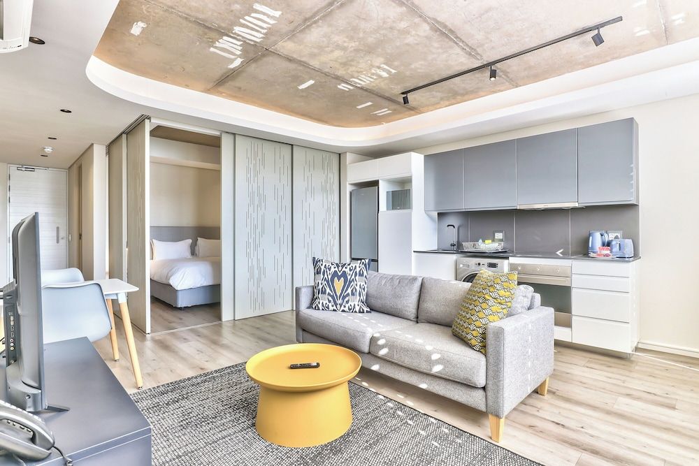 undefined Great Studio With Balcony and City Views