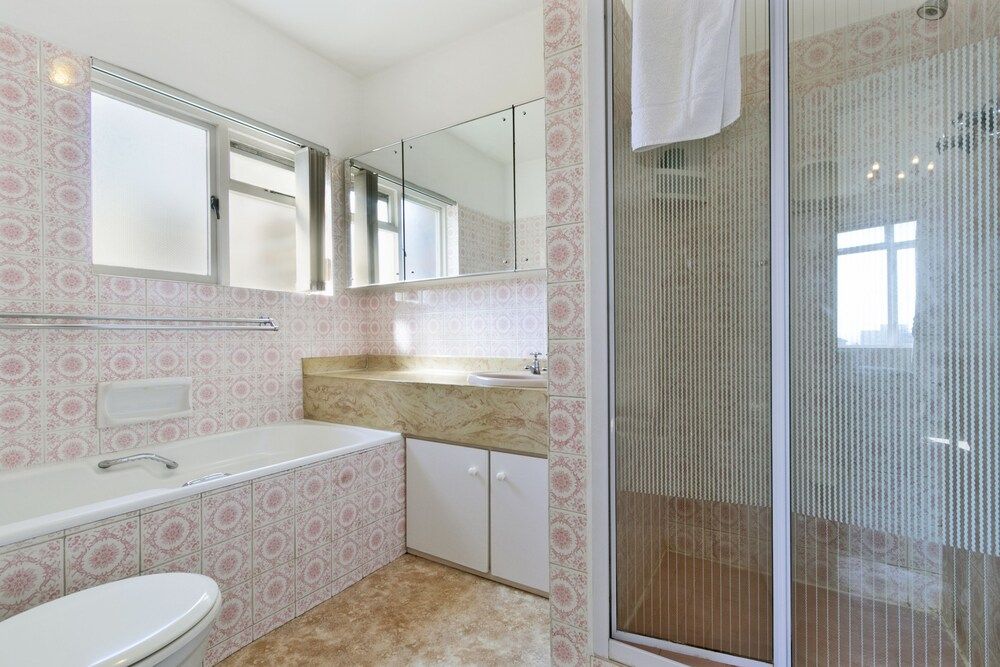 undefined Atlantic Breeze 9