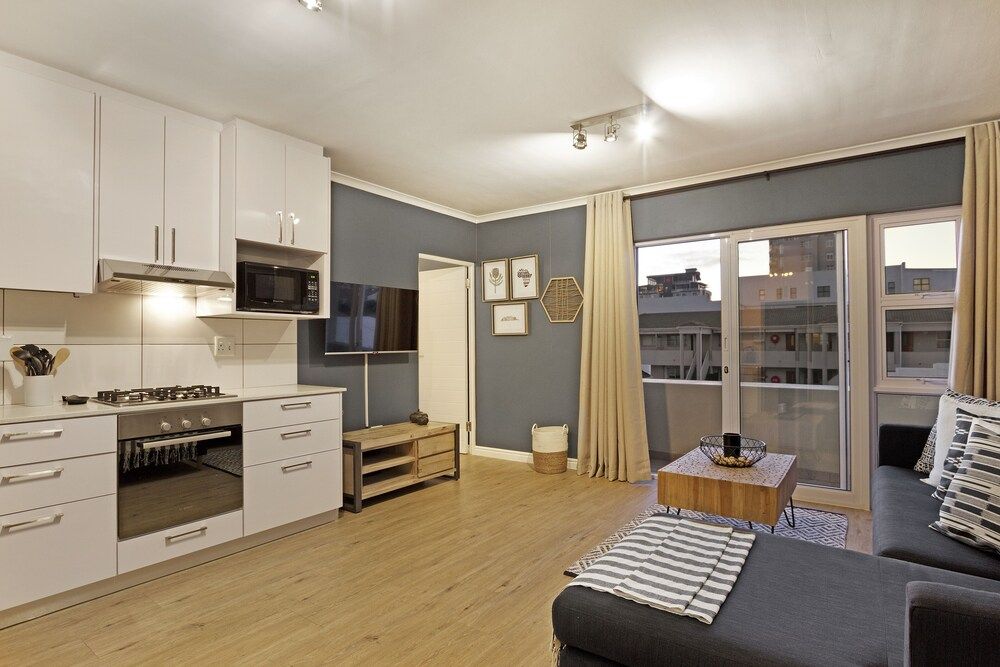 Nirvana 5 Executive Apartment 10