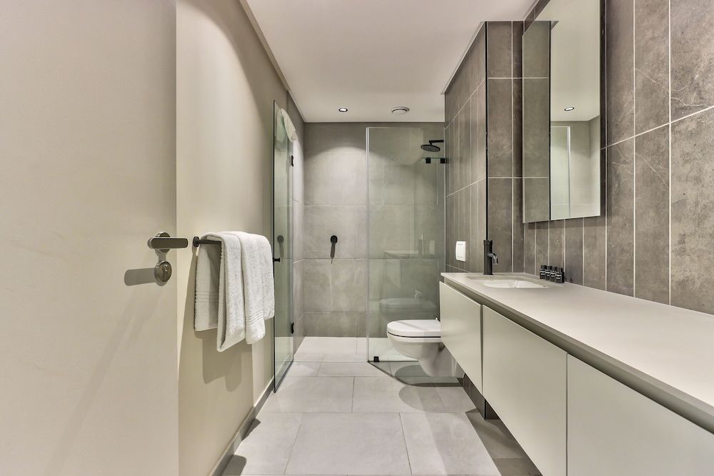 undefined One Bedroom With Balcony and City Views 8