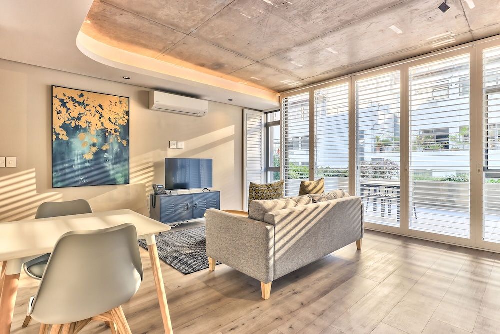 undefined One Bedroom With Balcony and City Views 9