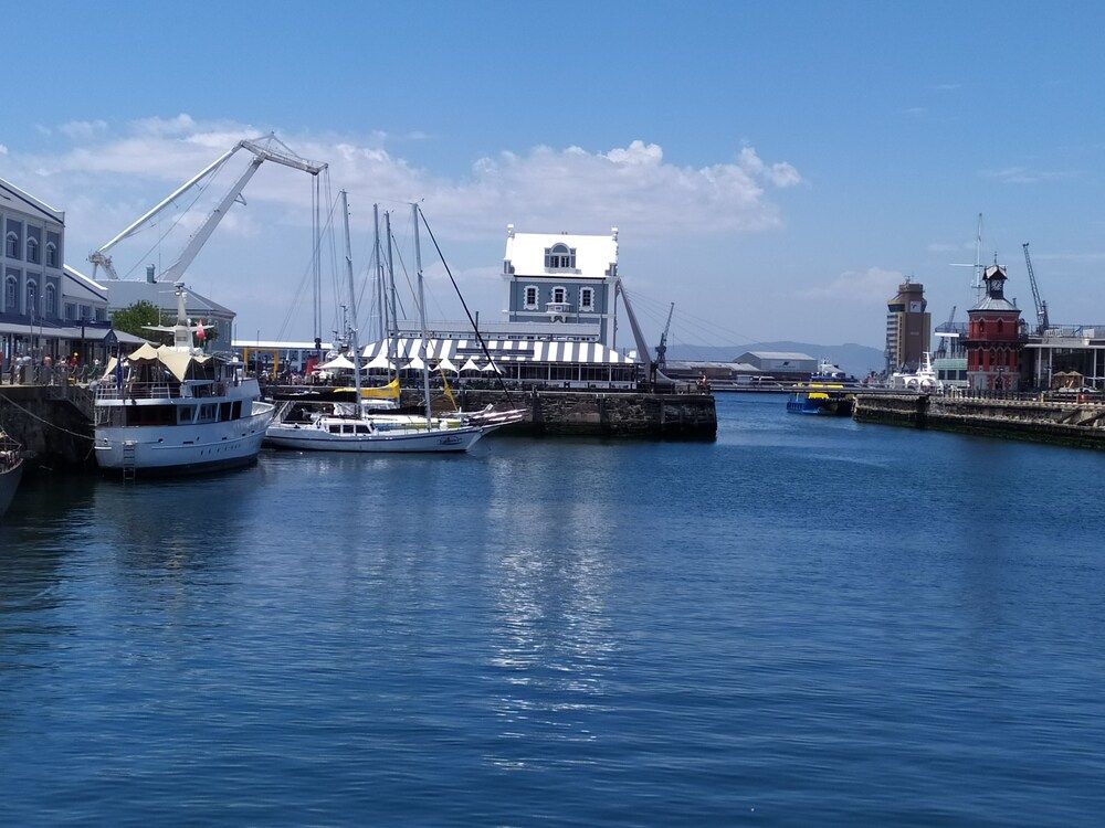 undefined Two Bedroom Apartment - Fully Furnished and Design in V&a Marina Residential 6