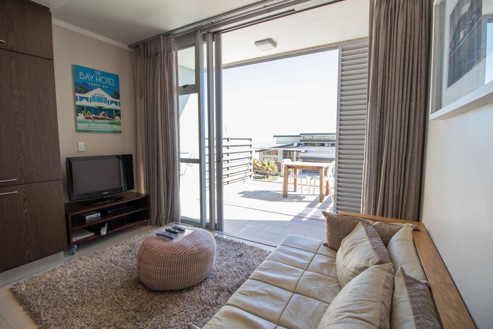 Camps Bay Studio Apartment - Luxurious With Stunning sea View Apartment, 1 Bedroom, Balcony, Ocean View 8
