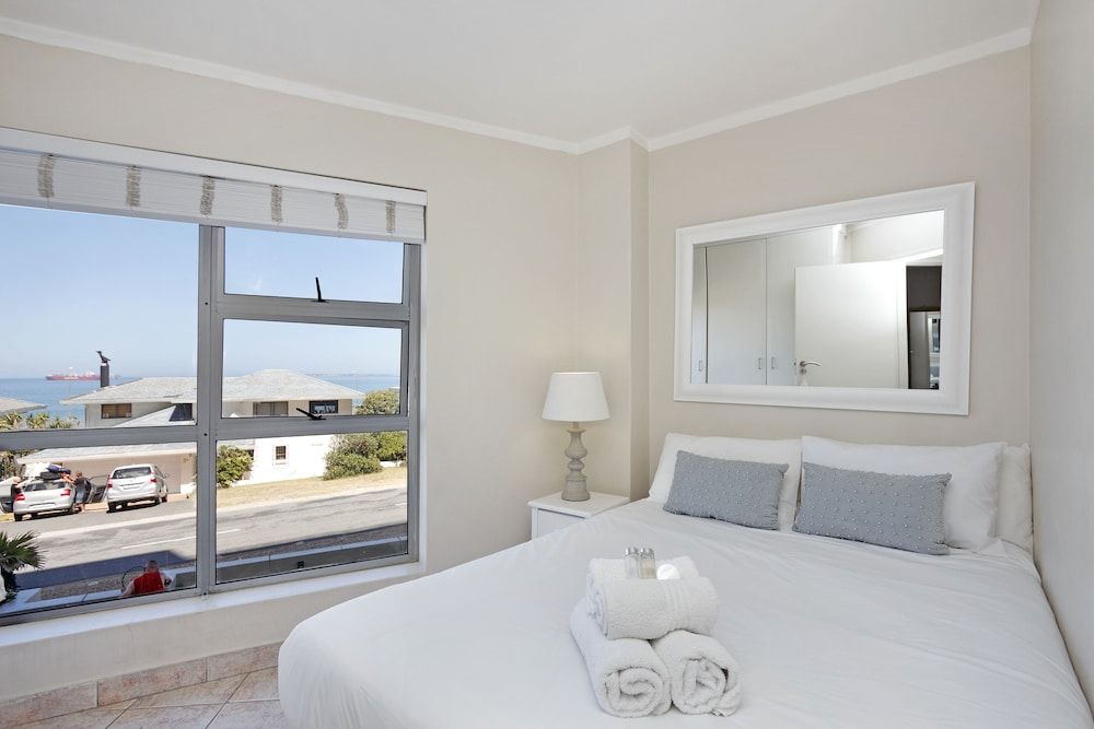 undefined The Bay A101 8