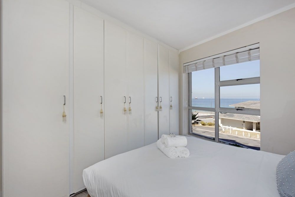 undefined The Bay A101 5