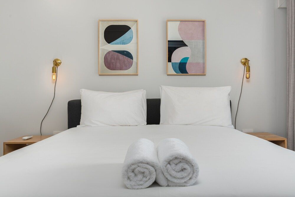 undefined TenOnQ B10 9