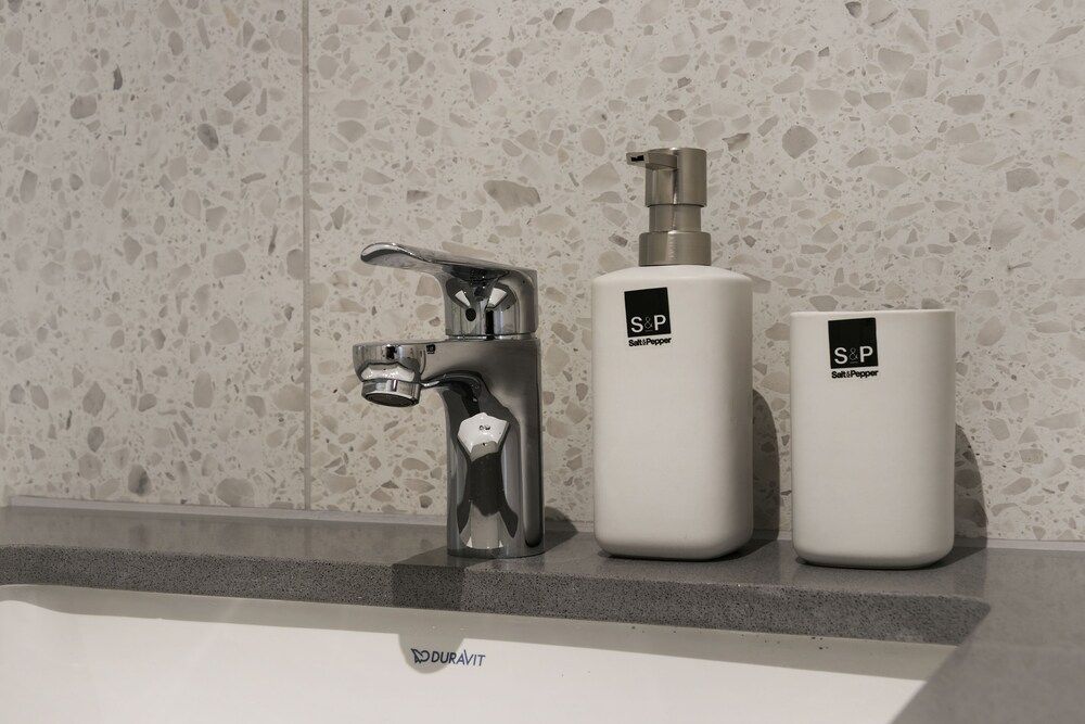 Bridgewater One 605 Elite Apartment 23