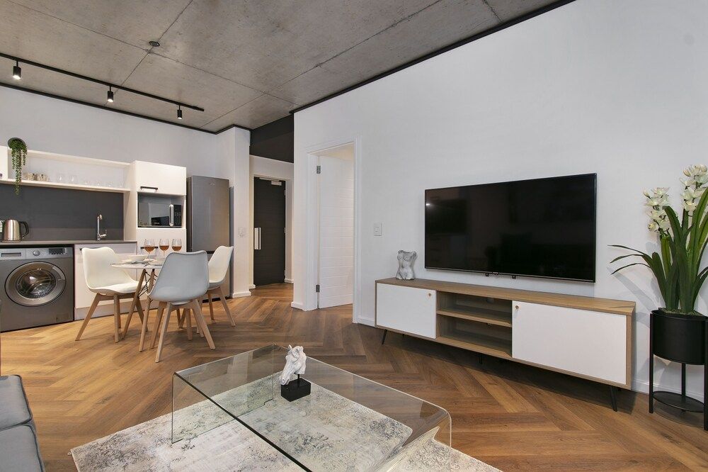 Bridgewater One 605 Elite Apartment 15