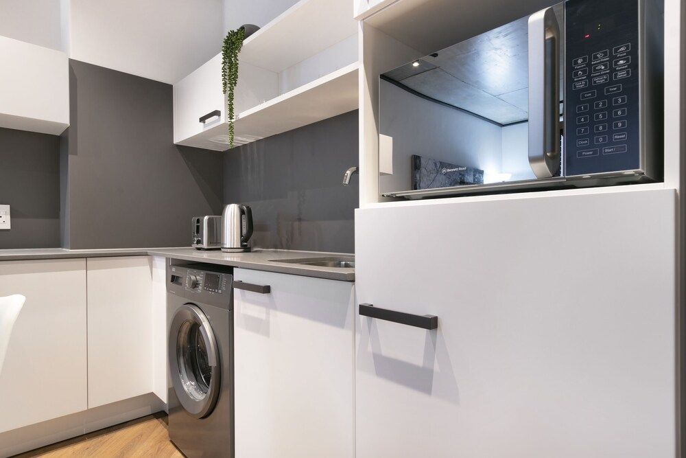 Bridgewater One 605 Elite Apartment 12