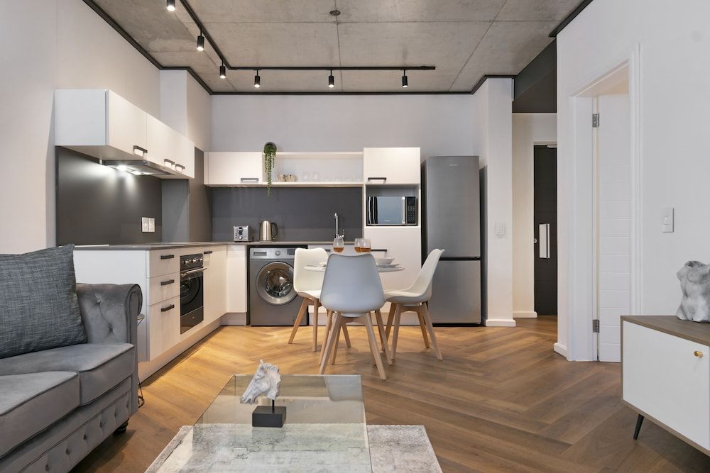 Bridgewater One 605 Elite Apartment 10