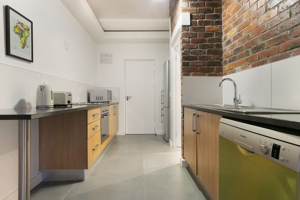 undefined Upper Eastside 425 10