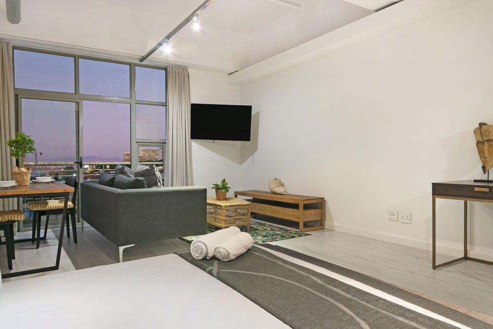 Upper Eastside 425 Economy Apartment 11